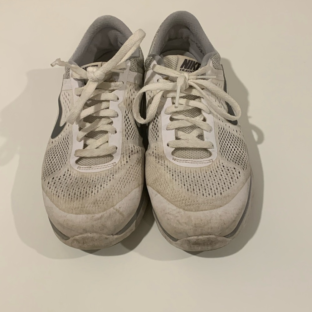 Nike Sneaker
